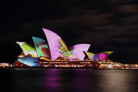 悉尼歌剧院：世界著名的建筑奇迹