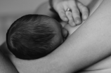 吸奶器的作用：为新妈妈带来轻松便捷的母乳喂养